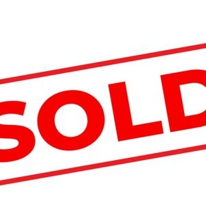 Lululemon track that navy blue shorts! Excellent condition never worn don’t fit